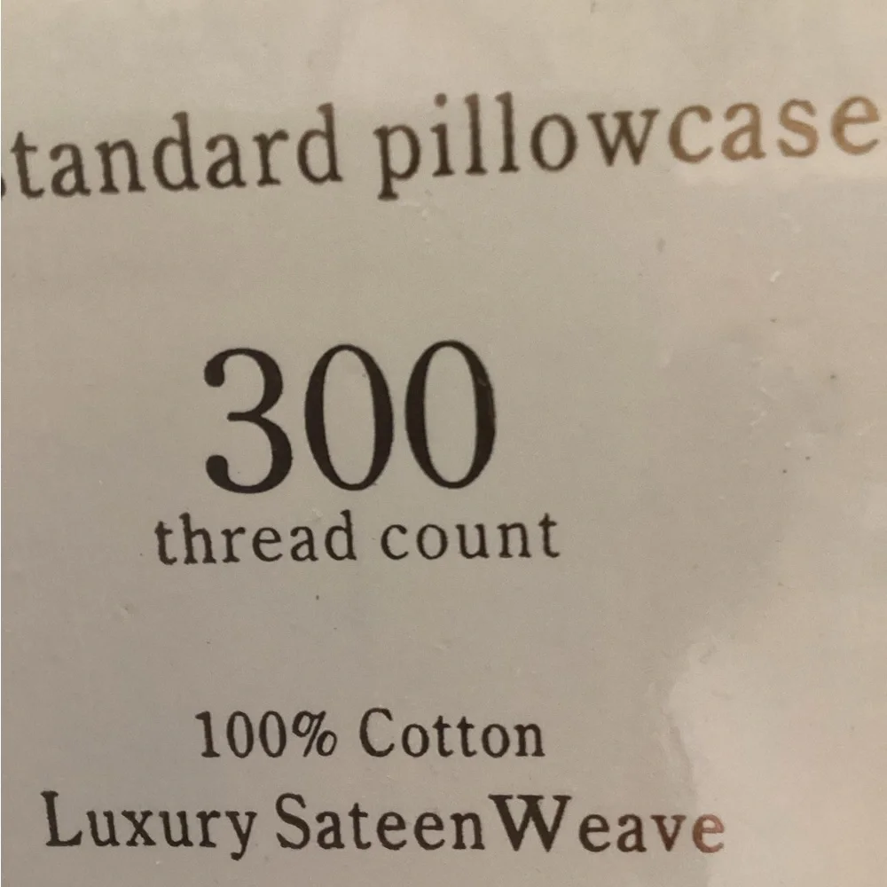 Vintage New Living Legacy 2 Standard Pillowcases 300 Thread Count 100% Cotton